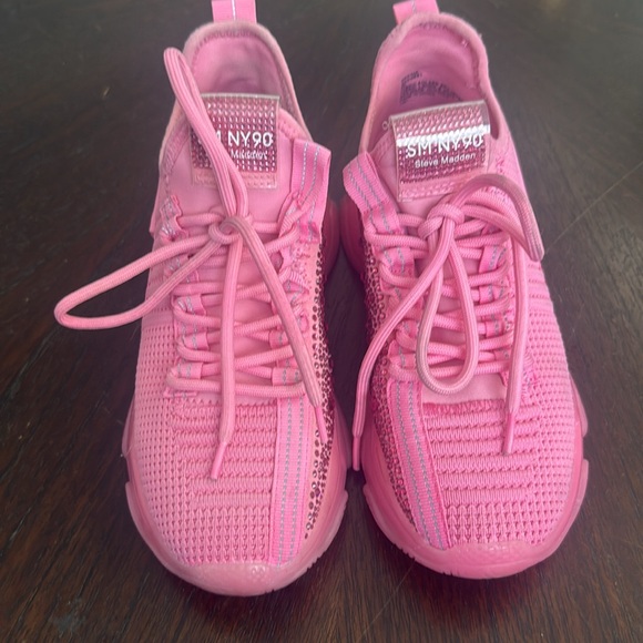 Steve Madden Pink SM NY 90 active fun fab embellished with bling!! - Picture 2 of 13